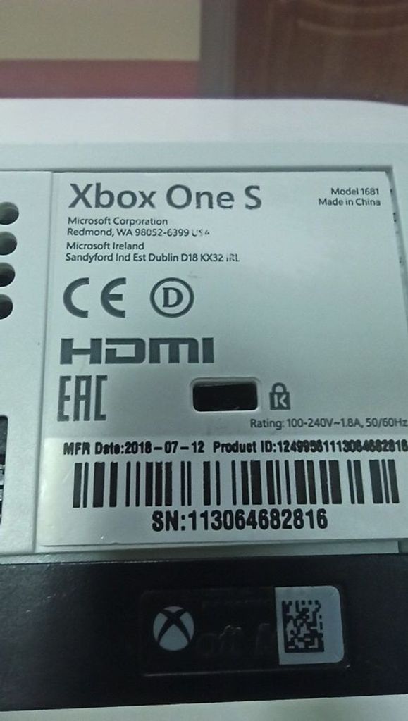 Microsoft Xbox One S 1TB Код:01-200523029. Зображення 5