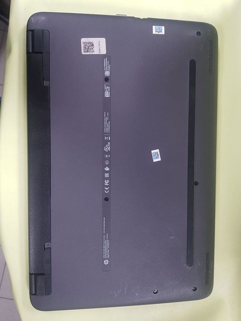 Hp 15/core i3 5005u ddr3/8gb ddr3/hdd *відсутній/ssd 240 gb/radeon r5 m330 Код:01-200576471. Изображение 6