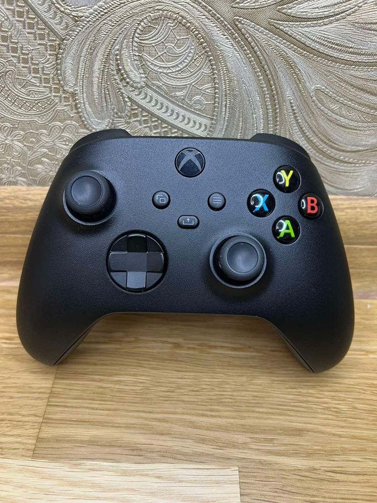 Купить Microsoft Xbox Series X | S Wireless Controller Carbon Black (XOA-0005, QAT-00001, QAT-00002, QAT-00009) Б/У