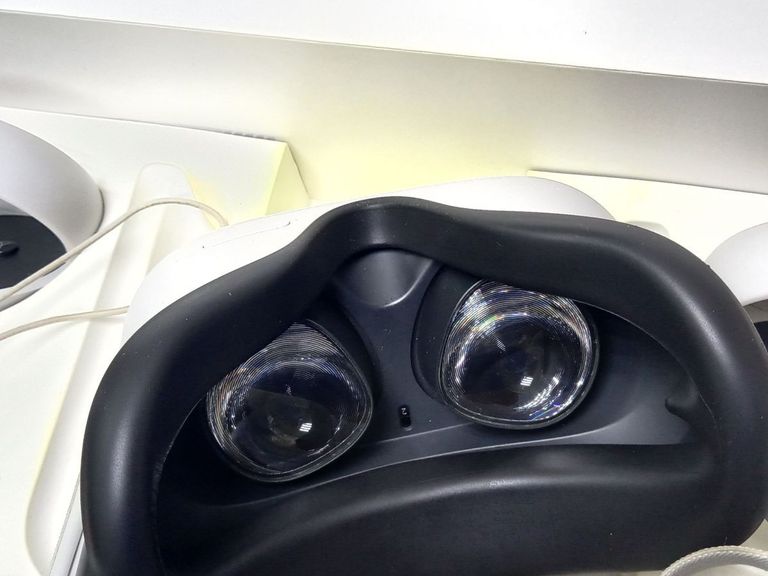 Розпродаж Oculus Quest 2 128 GB, продавець Техноскарб