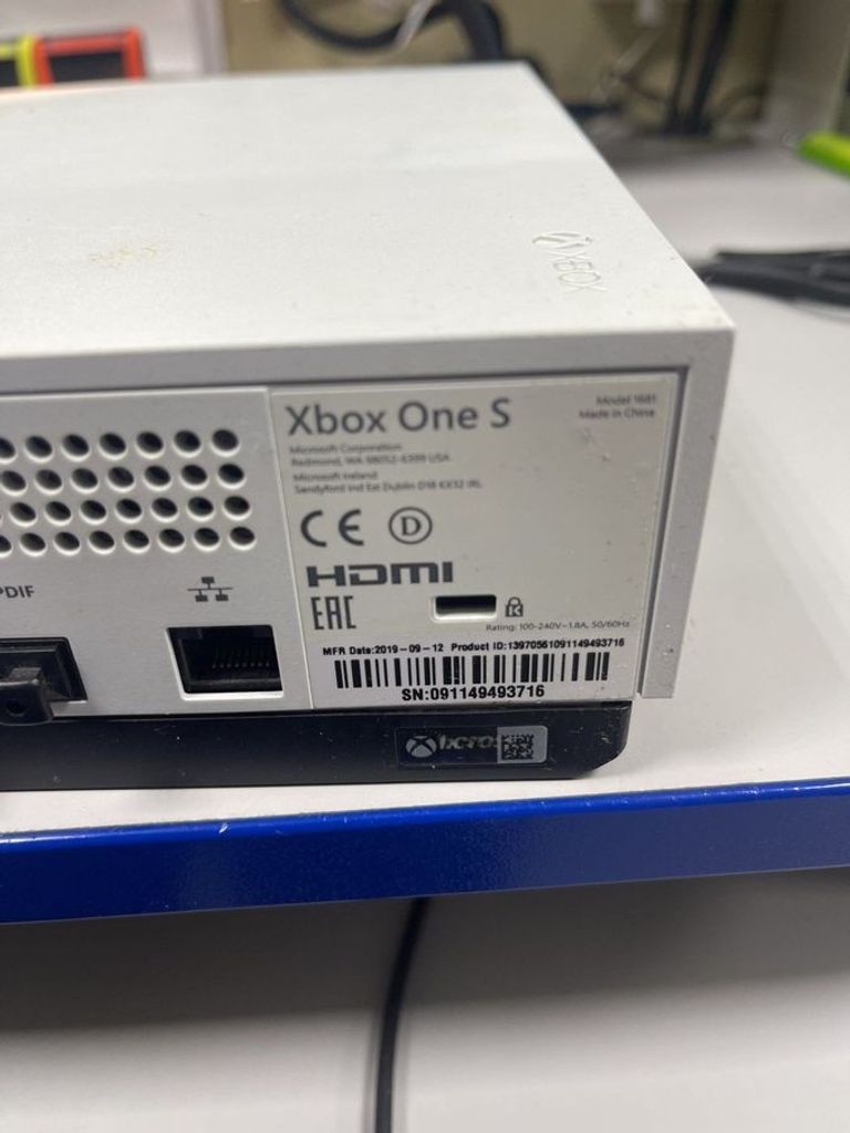 Оголошення Microsoft Xbox One S 1TB Б/У