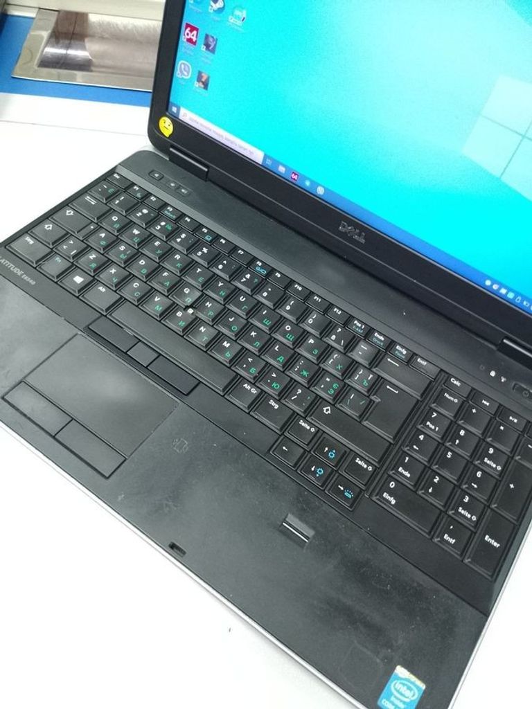 Оголошення Dell 17/core i7 4800mq ddr3/12gb ddr3/hdd 1000 gb/ssd 250 gb/radeon hd8750m Б/У