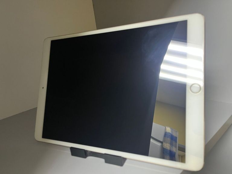 Дешиво Apple ipad pro 10.5 64gb a1701 с ломбарда