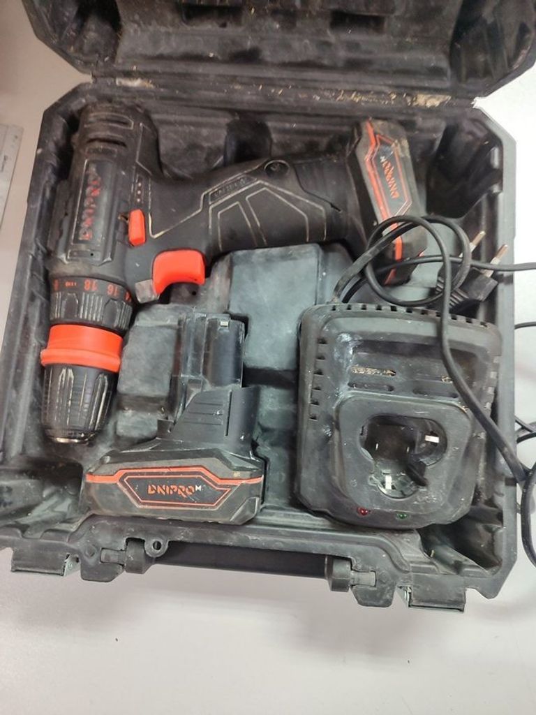 Купити Dnipro-M cd-12q 2акб + зп Б/У