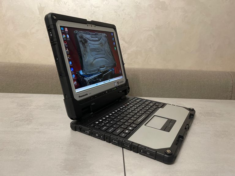 Дешево Panasonic Toughbook CF-33, 12" з ломбарду