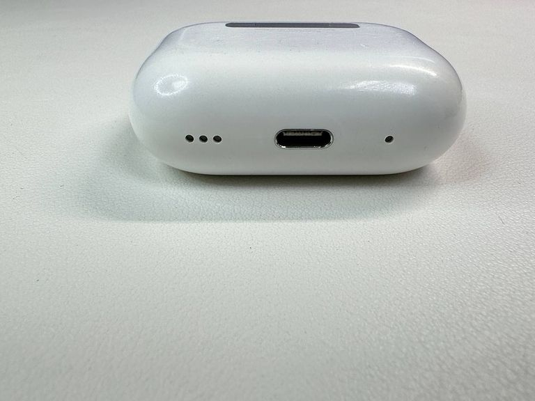 Apple airpods pro 2nd generation with magsafe charging case usb-c Код:01-200763610. Зображення 12