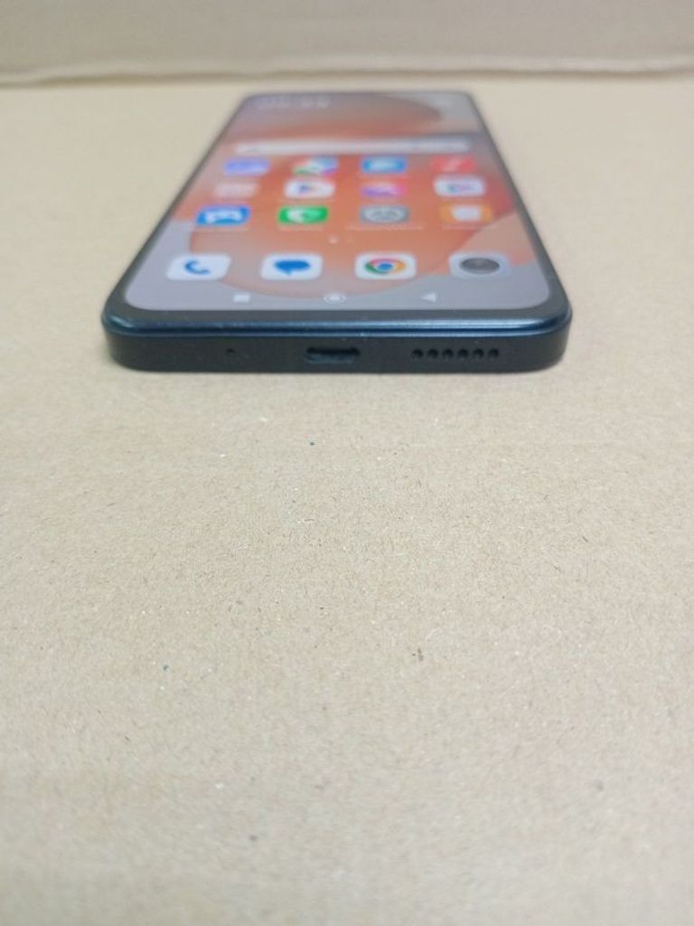 Розпродаж Xiaomi Redmi 12 4/128GB Sky Blue, продавець Техноскарб