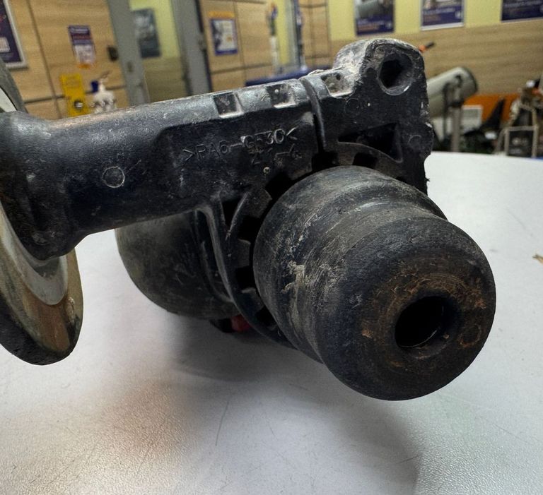 Розпродаж Makita HR2470, продавець Техноскарб