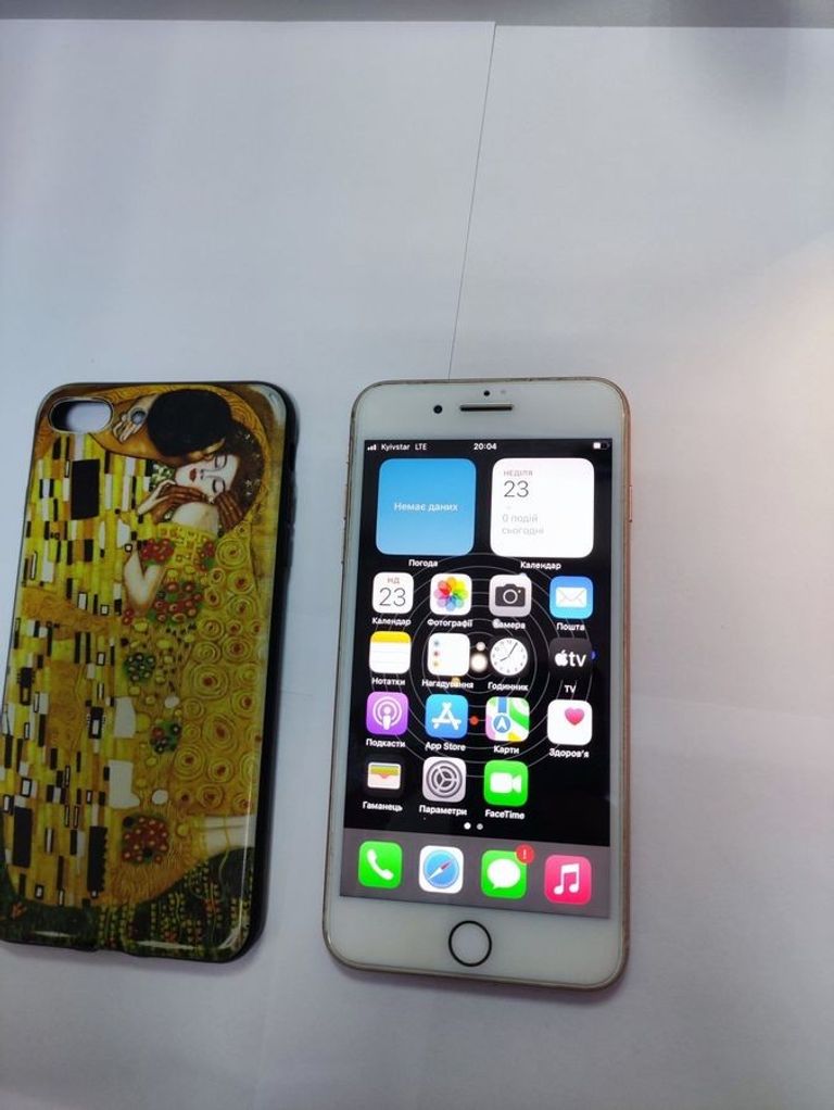 Купити Apple iphone 8 plus 64gb Б/У
