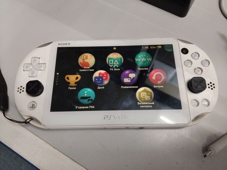Купити Sony ps vita slim pch-2000 Б/У