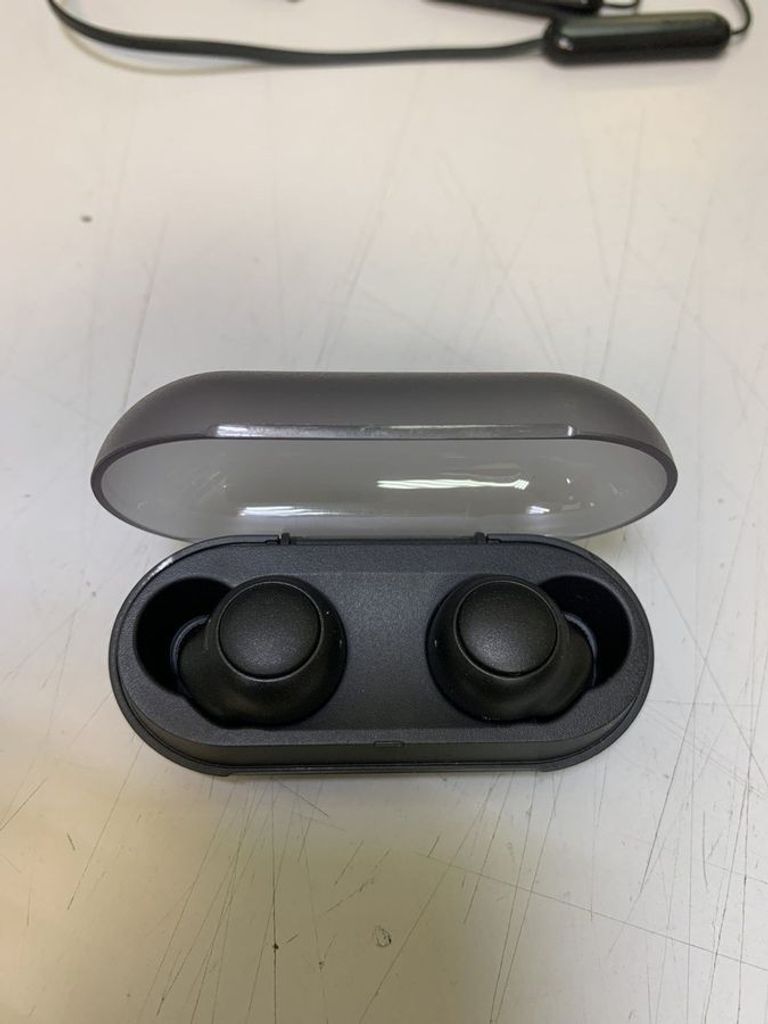 Дешиво Sony wf-c500 с ломбарда