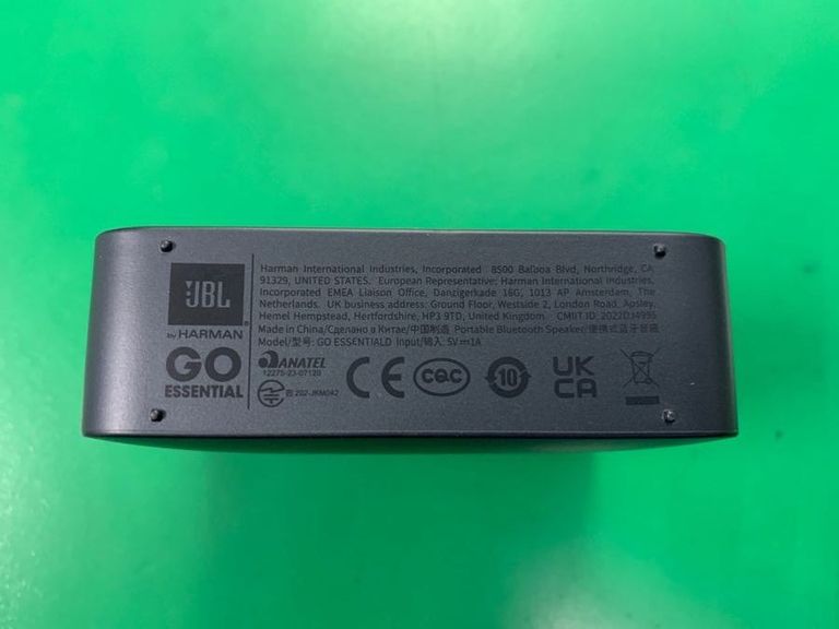 Дешиво Jbl go essential с ломбарда