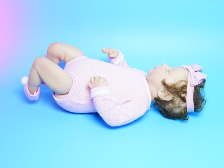 ZIYIUI Reborn, 22 дюйми, м'який силіконовий вініл, 55 см, із закритими очима. Нова. Код:null. Изображение 4