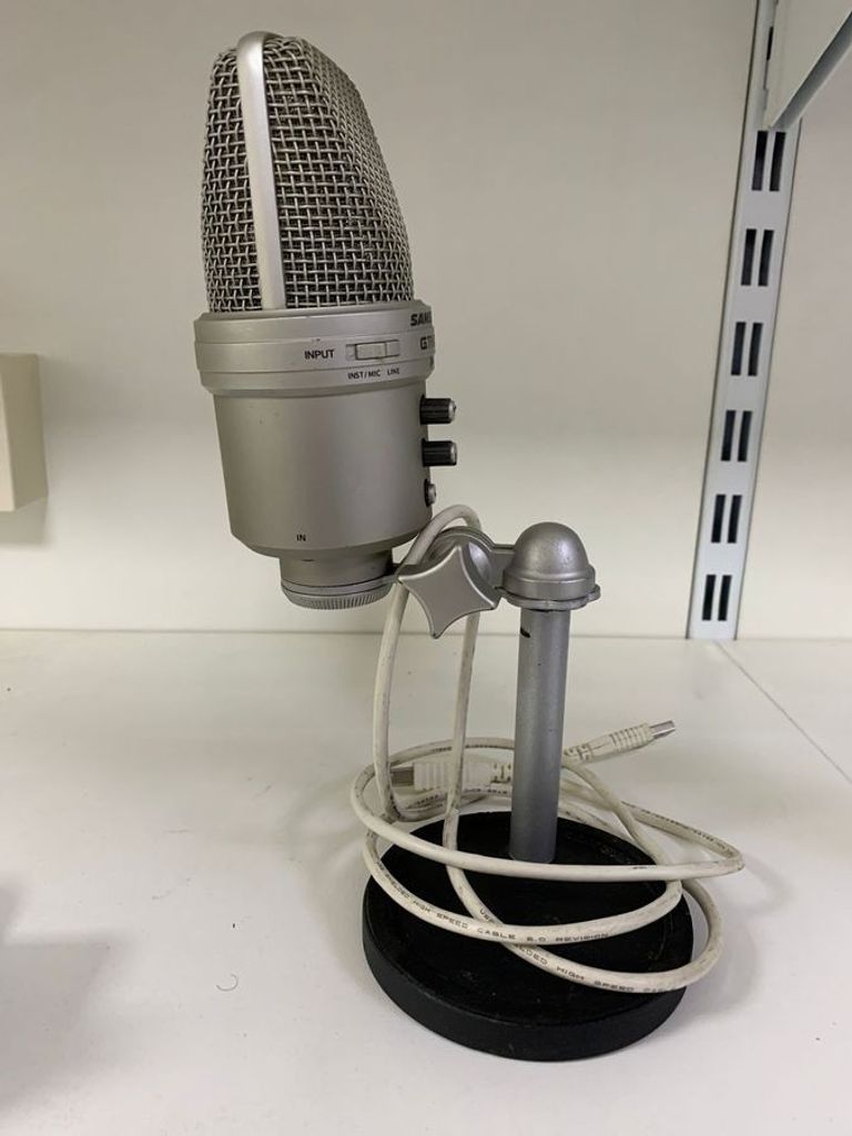 Оголошення Samson g-track pro Б/У