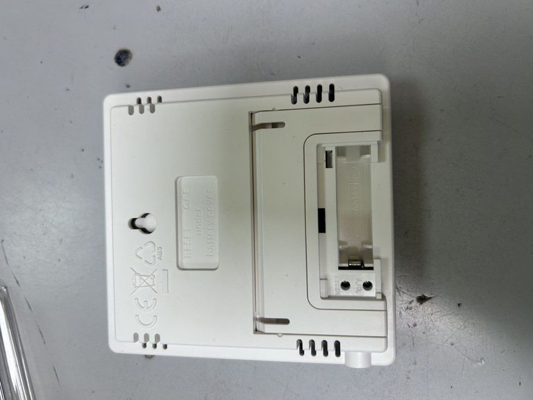 Дешиво  HTC-1 с ломбарда