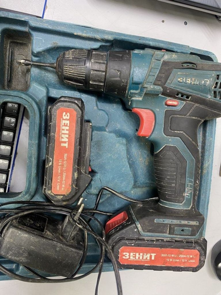 Дешиво Зенит зша-12 m li с ломбарда