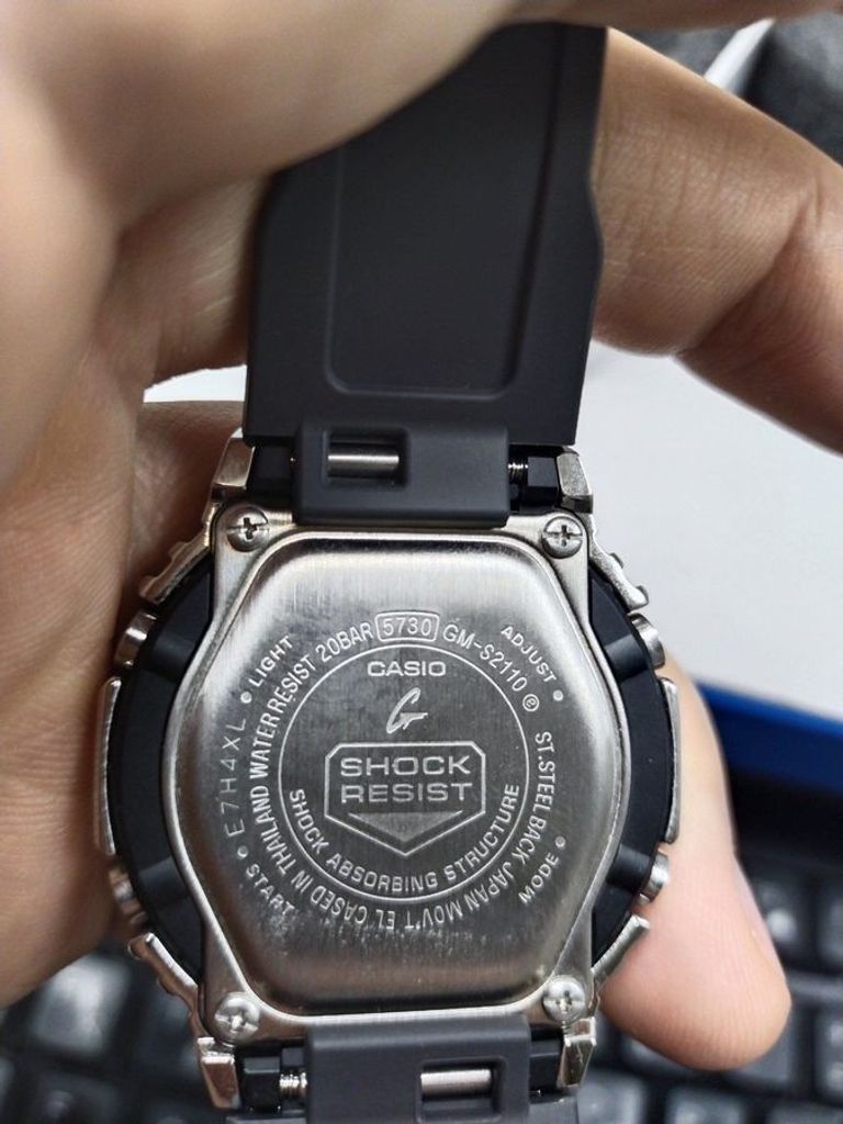 Купити Casio G-SHOCK Classic GM-S2110-3AER Б/У