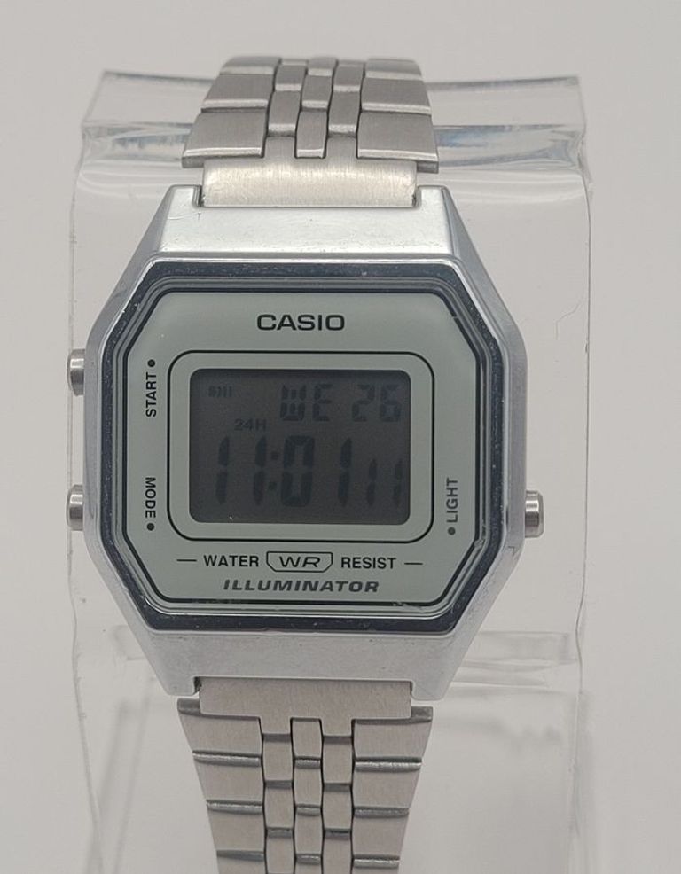 Дешево Casio la680wegb з ломбарду