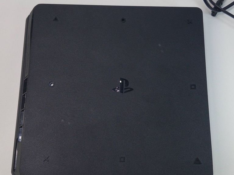 Дешево  Sony PlayStation 4 Slim 1TB Black з ломбарду