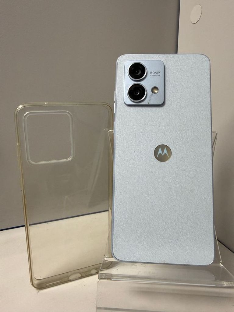 Дешево Motorola moto g84 8/256gb з ломбарду