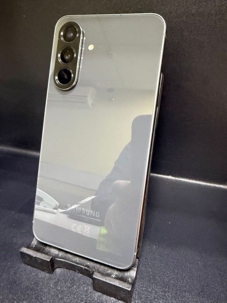 Купити Samsung galaxy a56 5g 8/256gb Б/У