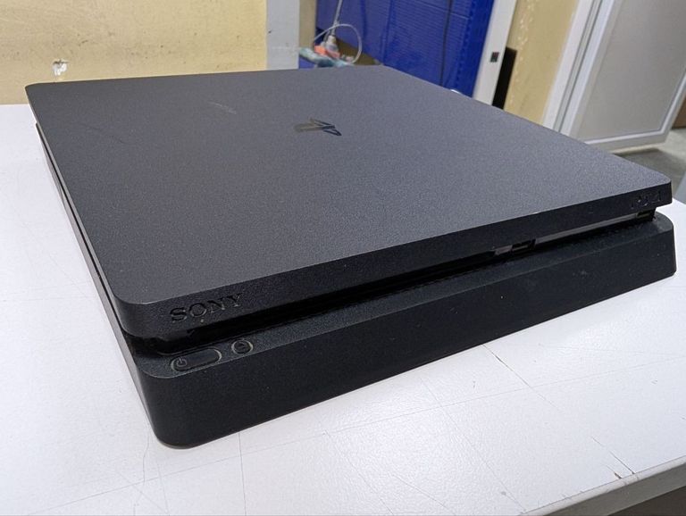Оголошення  Sony PlayStation 4 Slim 1TB Black Б/У