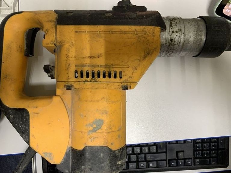 Дешево Einhell bbh-920 з ломбарду