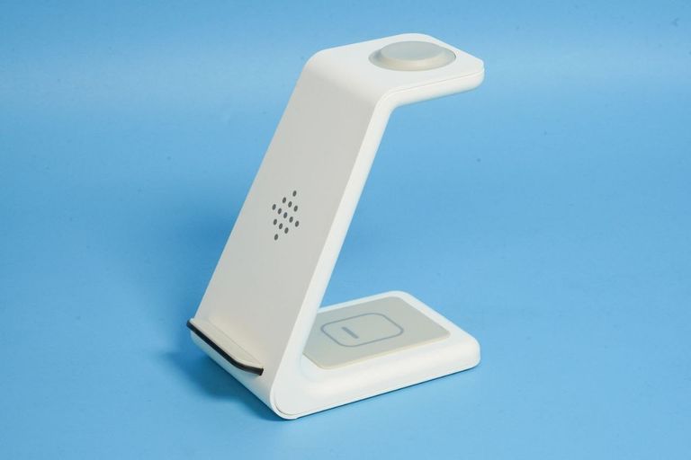 Дешиво Wireless Charging Station бездротова зарядка для iPhone / iWatch / AirPods (T-3) White. Нова. с ломбарда