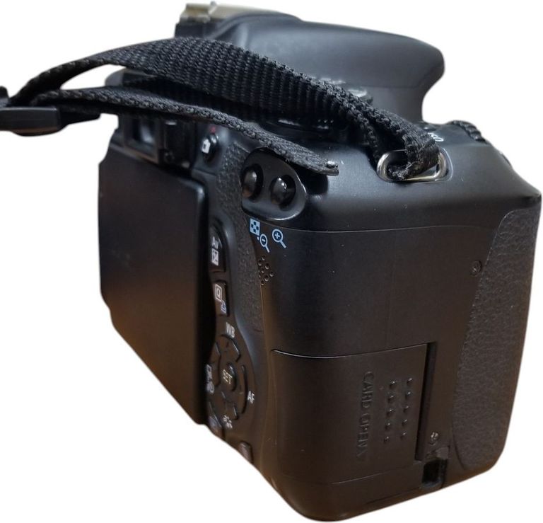 Canon EOS 600D body Код:01-200871060. Зображення 5