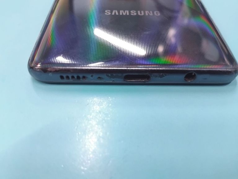 Распродажа Samsung galaxy a71 sm-a715f 6/128gb, продавец Техноскарб