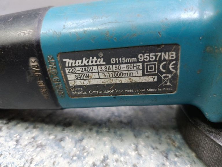 Makita 9557nb Код:01-200906957. Изображение 5