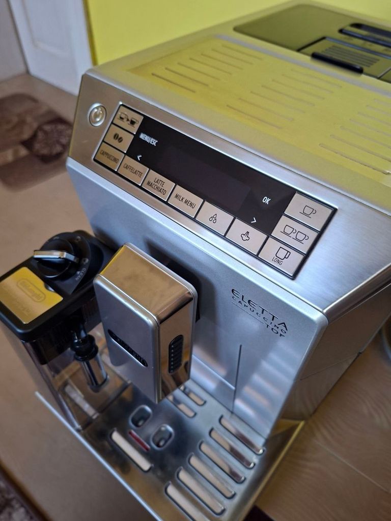 Объявление Delonghi ECAM 45.760.W Eletta Cappuccino TOP Б/У