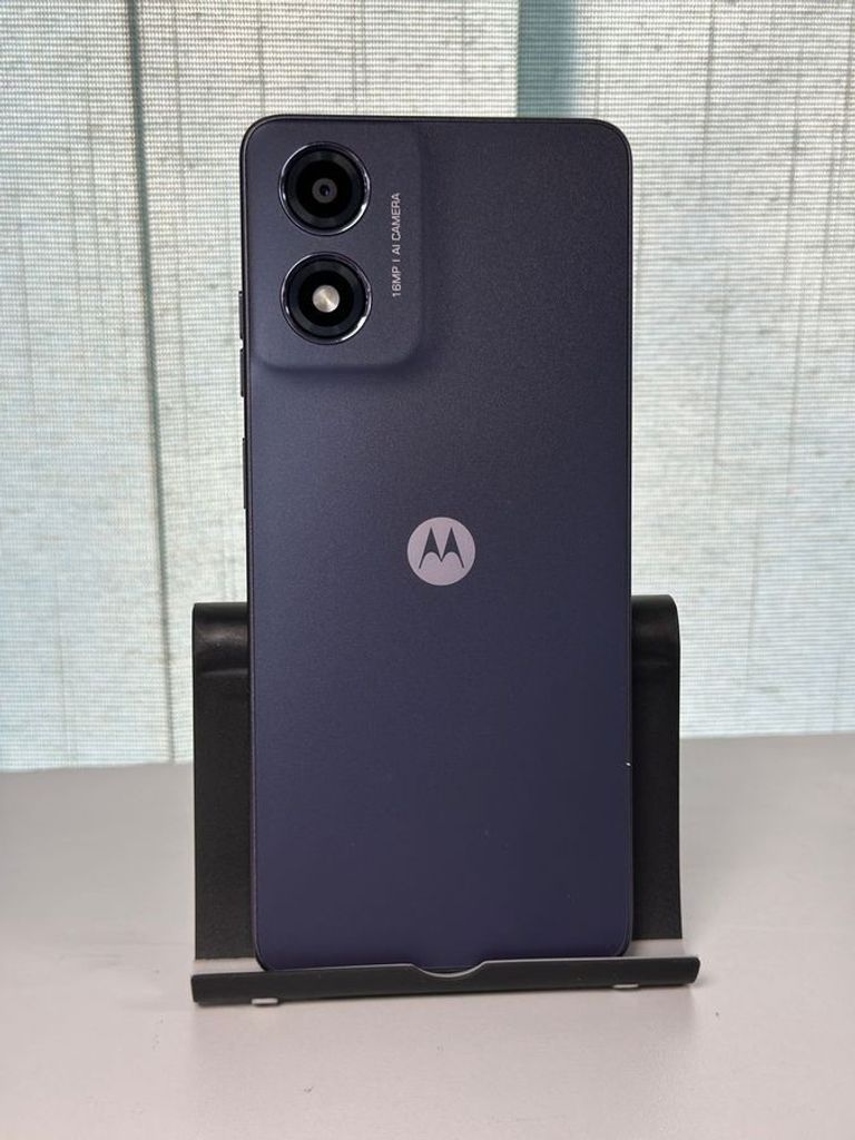 Дешево Motorola g04 4/64gb з ломбарду