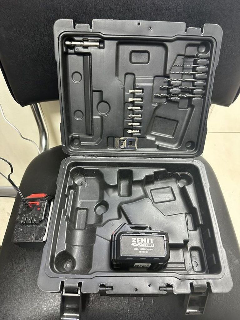 Дешиво Зенит зша-18/2 li с ломбарда