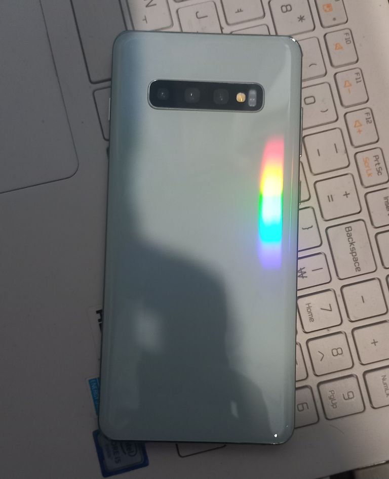 Оголошення Samsung S10+ 8Gb / 512Gb White Б/У