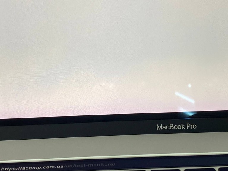 Apple macbook pro a1990 екр 15.4"/ core i7 2,6ghz/ ram16gb/ ssd512gb/ graphics 630 Код:01-200922531. Изображение 5