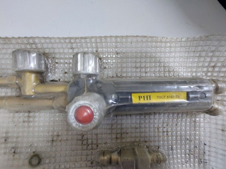 Оголошення Без Виробника р1п Б/У