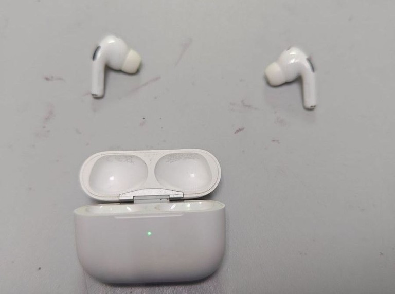 Дешиво Apple airpods pro 2nd generation magsafe с ломбарда