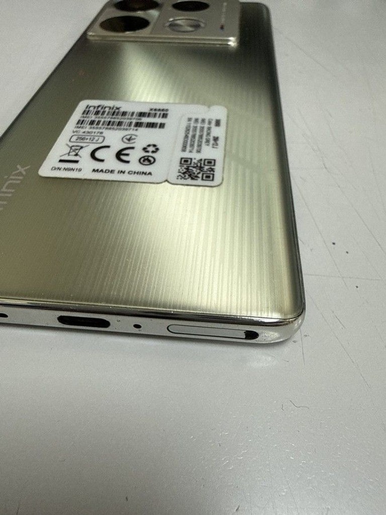 Оголошення Infinix note 40 pro 12/256 Б/У