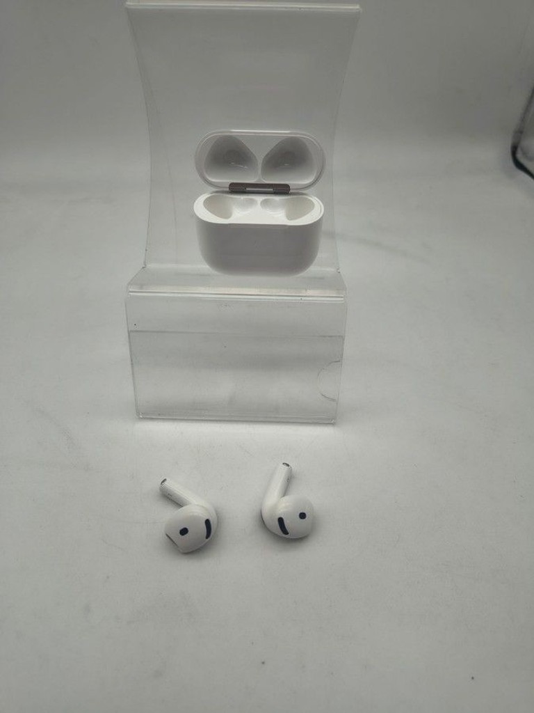 Розпродаж Apple airpods 4 with active noise cancellation, продавець Техноскарб
