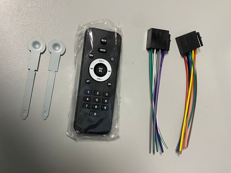 Оголошення Cml-Play 9601см car mp5-ii player Б/У