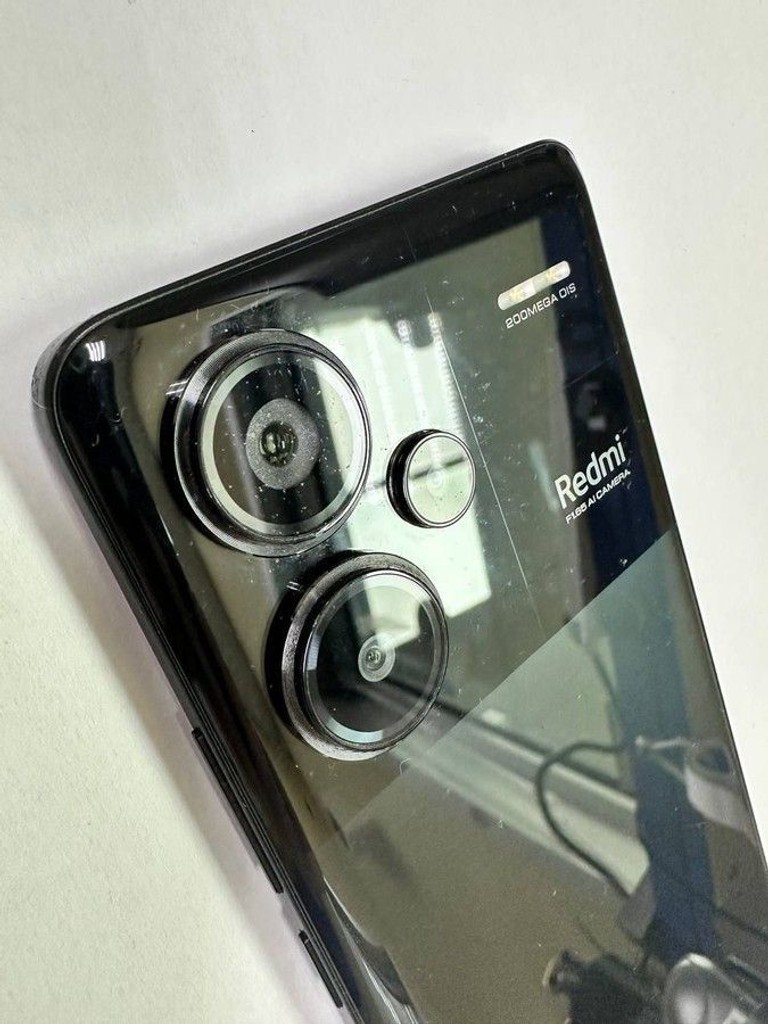 Розпродаж Xiaomi redmi note 13 pro+ 5g 8/256gb, продавець Техноскарб