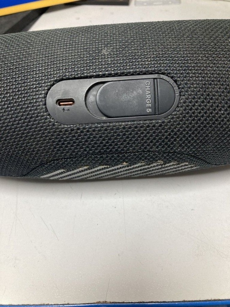 Оголошення Jbl charge 5 Б/У