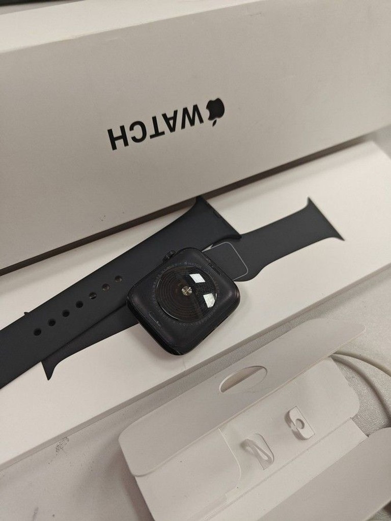 Оголошення Apple watch se 2 gps 44mm aluminium case Б/У