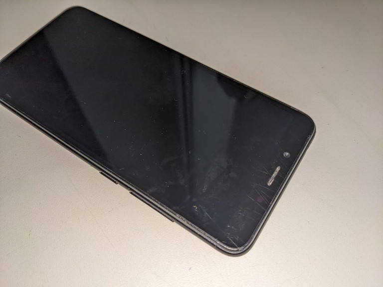 Дешево Xiaomi Redmi 6A 2/16GB Black з ломбарду