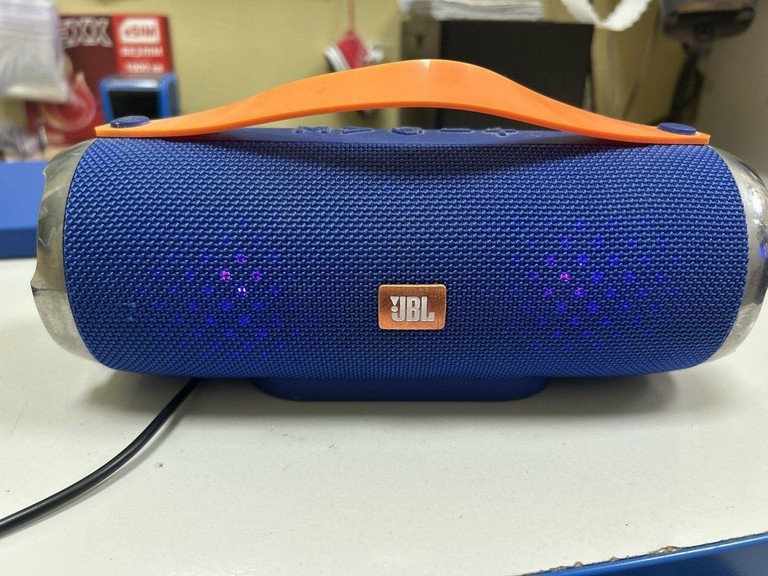 Оголошення Jbl (Копія) xtreme Б/У