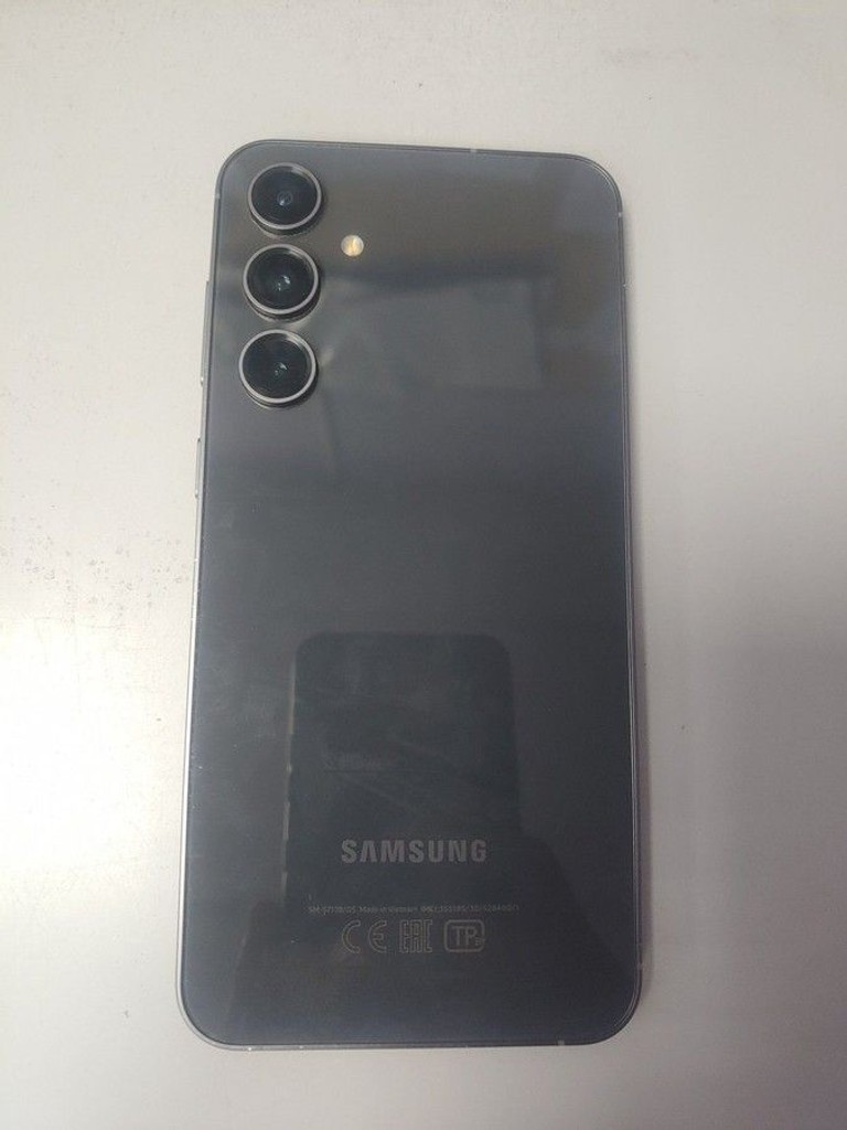 Объявление Samsung galaxy s23 fe sm-s711b 8/128gb Б/У