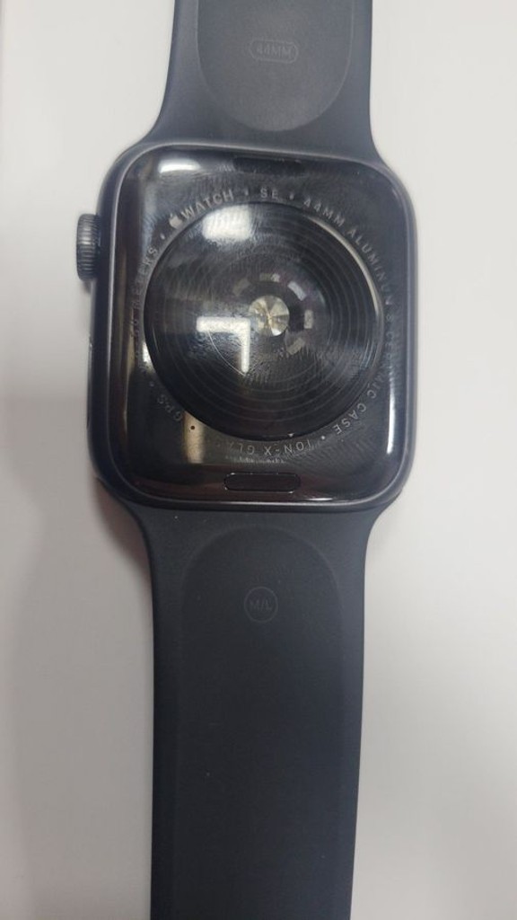Дешево Apple watch se gps 44mm aluminum case з ломбарду