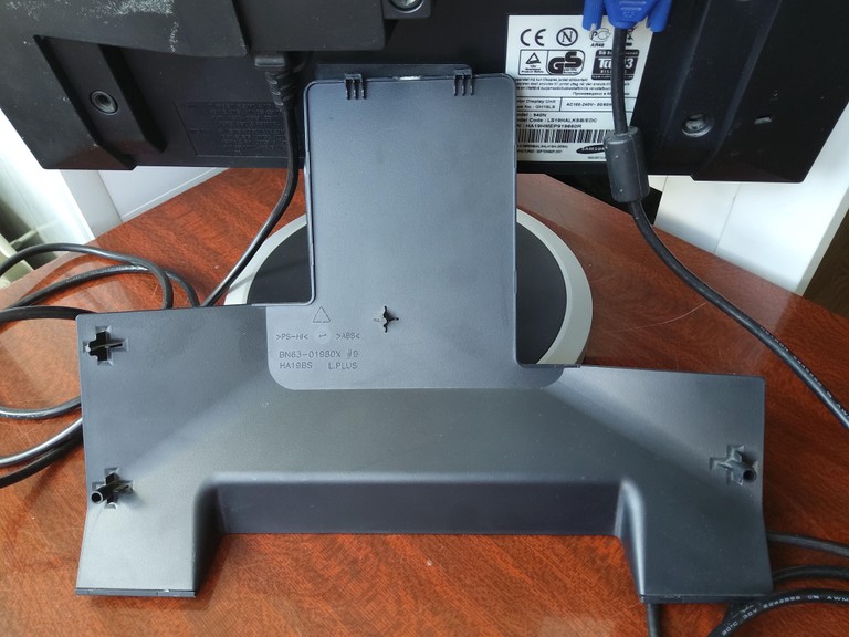 Дешево Монітор Б/В  Samsung SyncMaster. Монітор 19" Samsung SyncMaster 920N  Б/В  з ломбарду