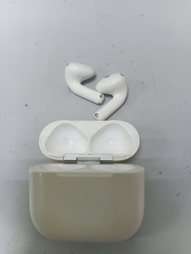 Оголошення Apple airpods 4 Б/У
